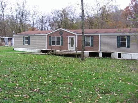 House On 5 Wooded Acres