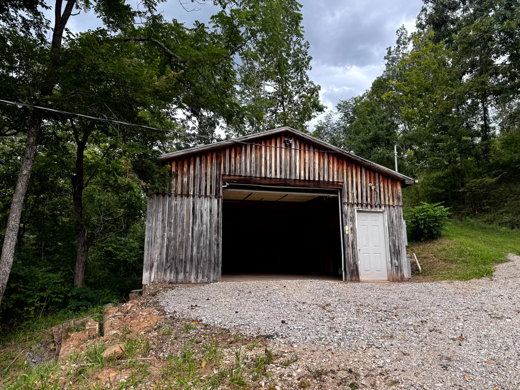 Pole Building at Rock Run property photo 3